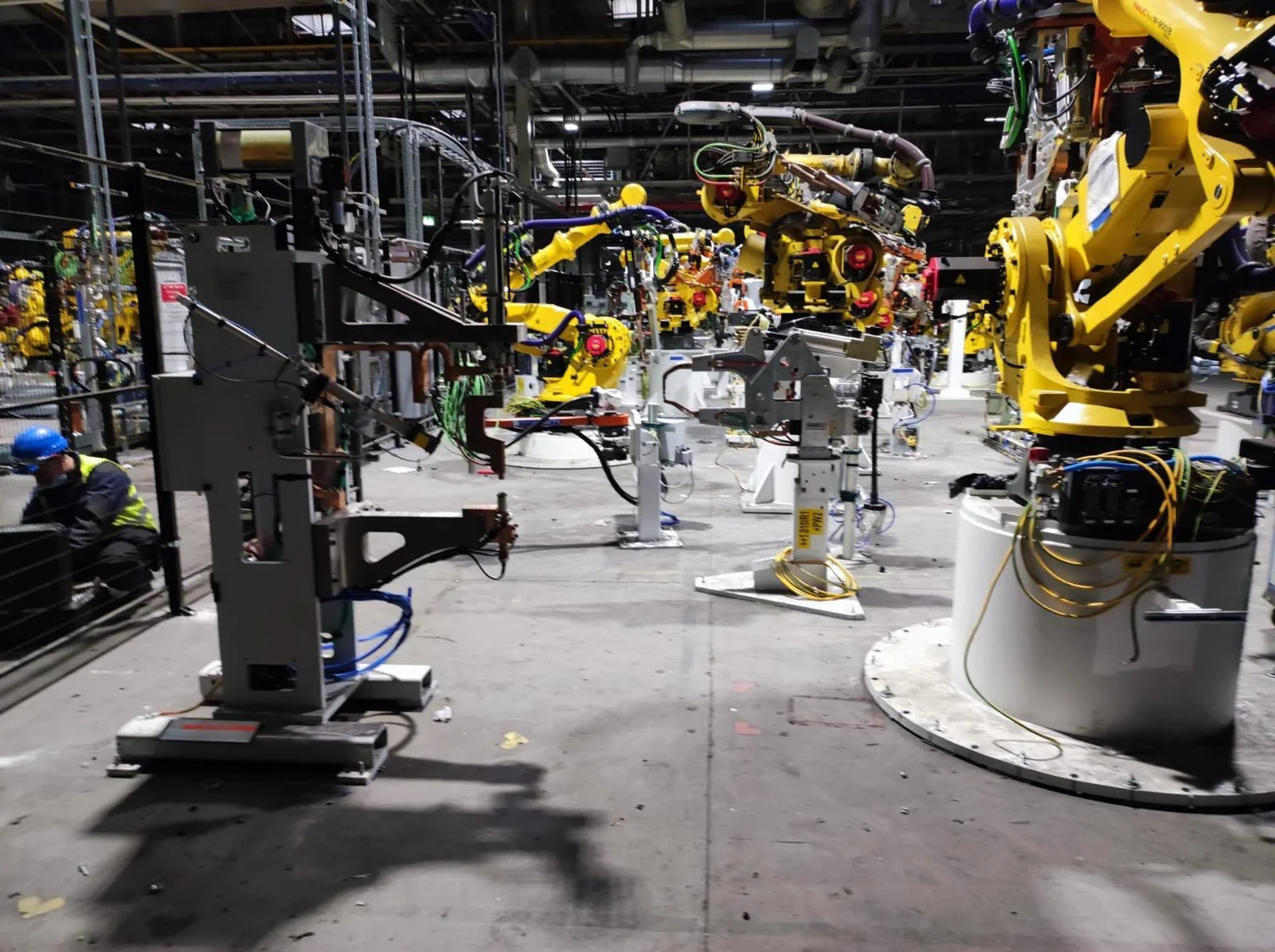 Industrial robotics workstation project