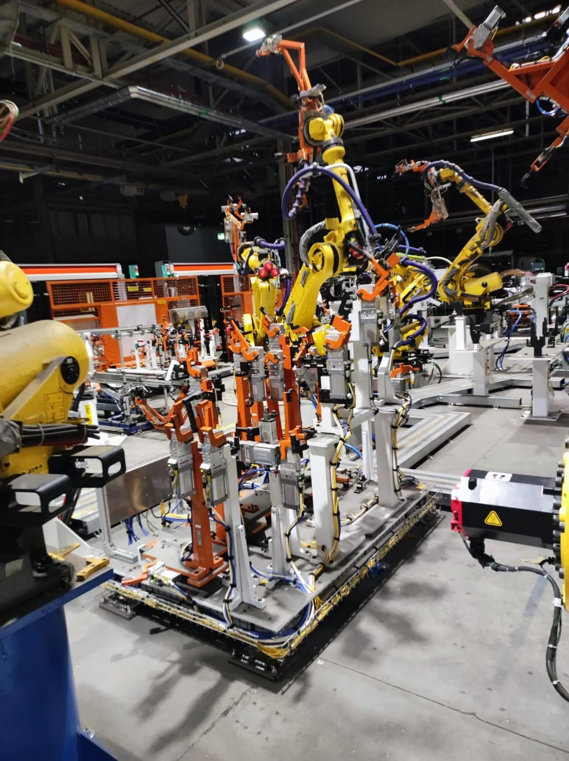Industrial robot inside a production cell