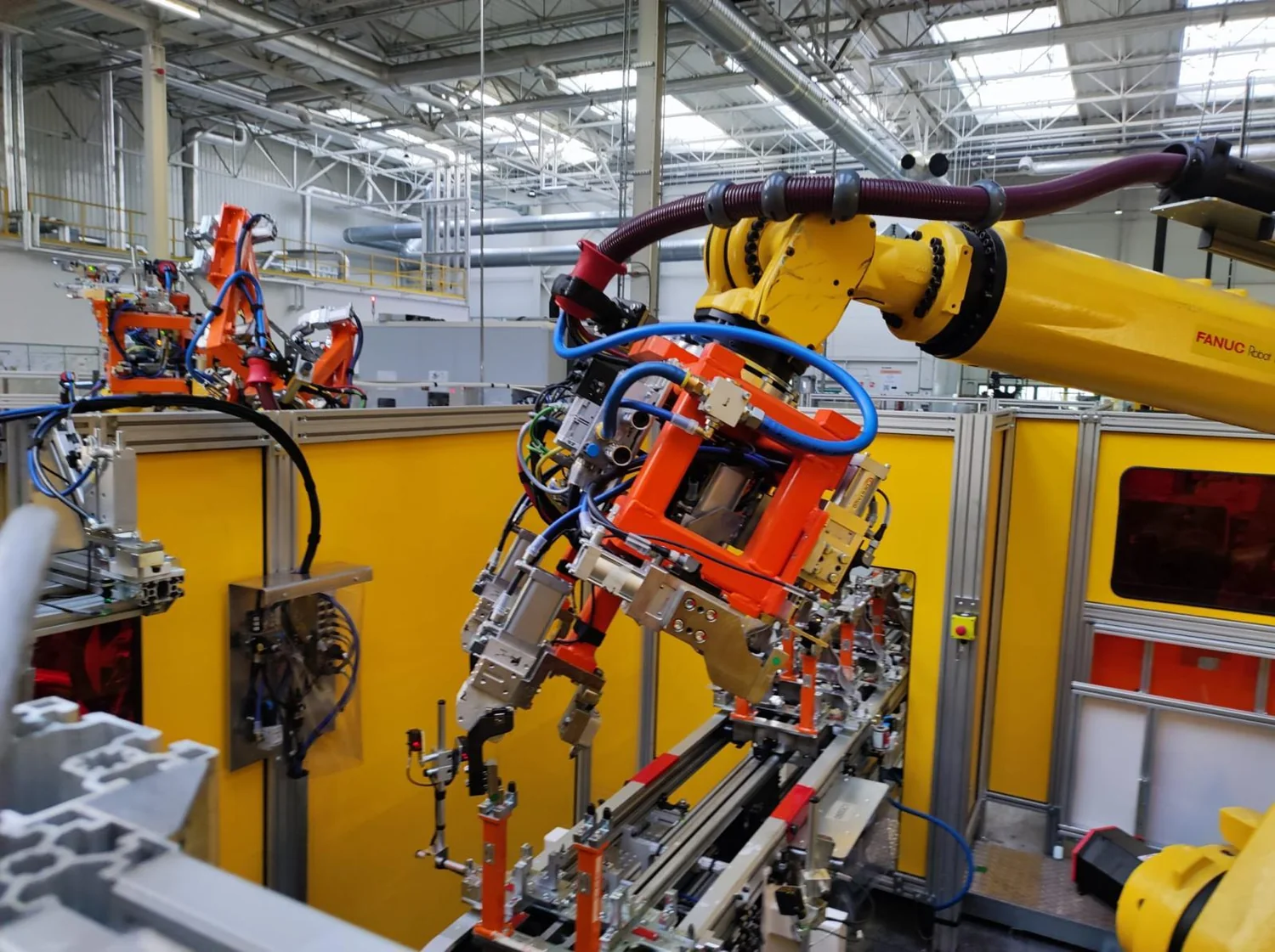 Industrial robotics workstation project