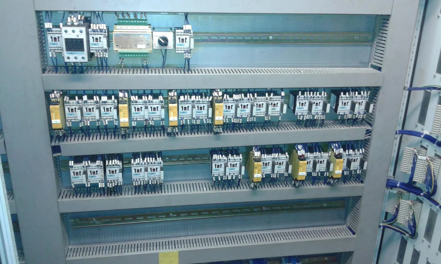Industrial control cabinet and switchboard project